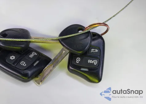 2016 Kia Soul z USA, uszkodzony, nr VIN KNDJN2A2XG7353140